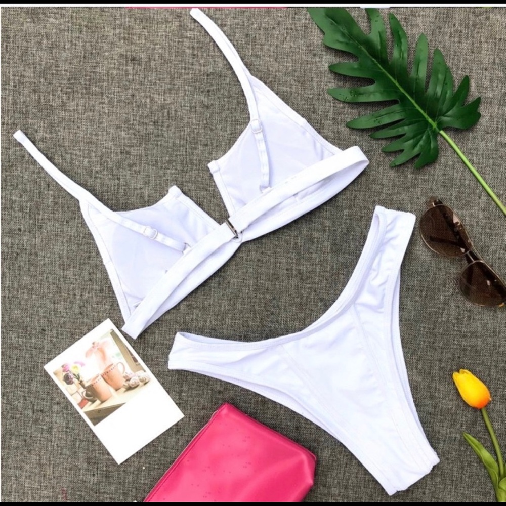 White Padded V Wire Bikini Swim Suit - Picture 3 of 3